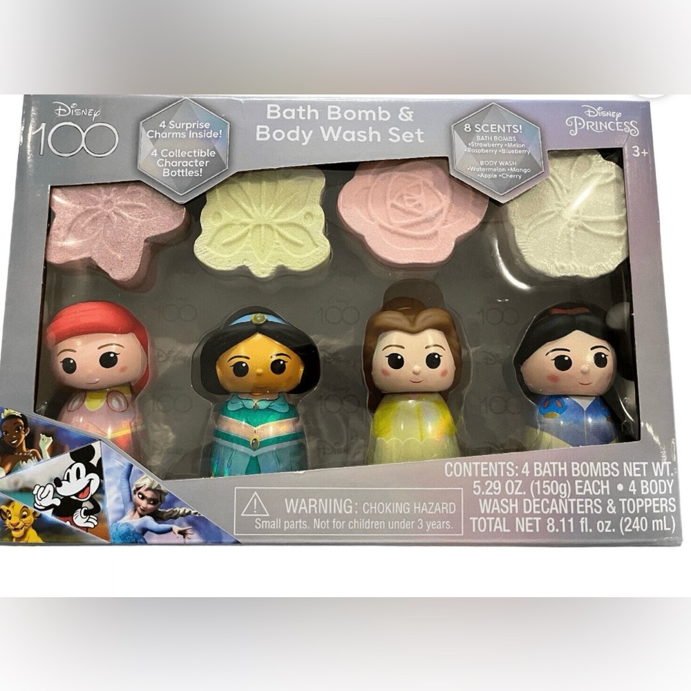 Disney Princess Bath Bomb & Body Wash Gift Set, 8-Piece with surprise charm